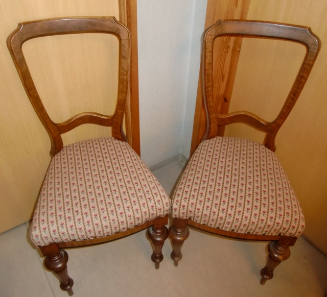 M894M Two chairs from 1880s with embroidered seats